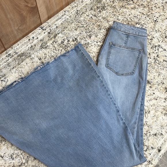 🩵We The Free (Free People) Bell Bottom Pants - Picture 2 of 5